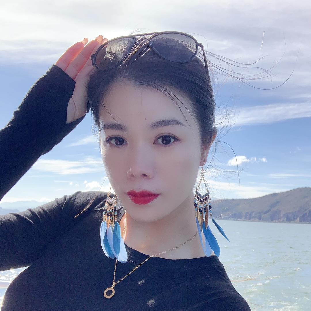 厚街康乐南路婚庆黄金珠宝 萍