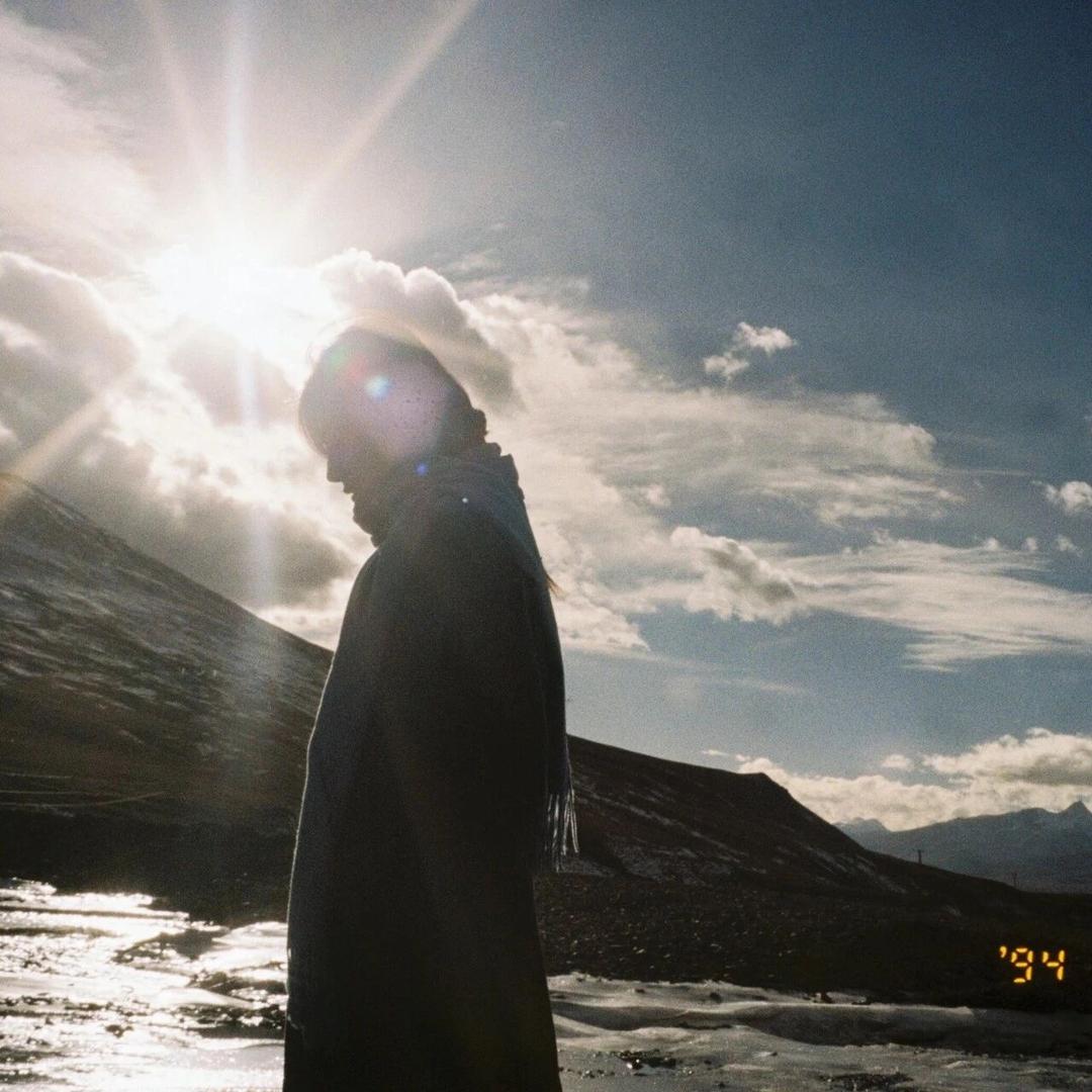 我会在未来的某一天悄悄地死去