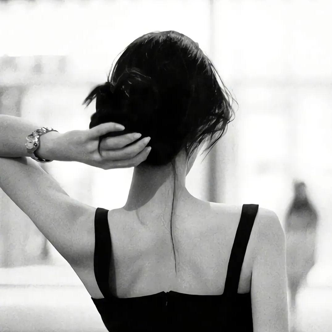 霏霏霏霏常可爱的巨嘟