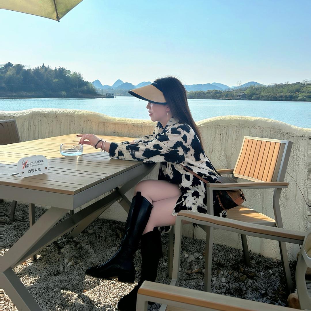 贵阳 納妩女装店