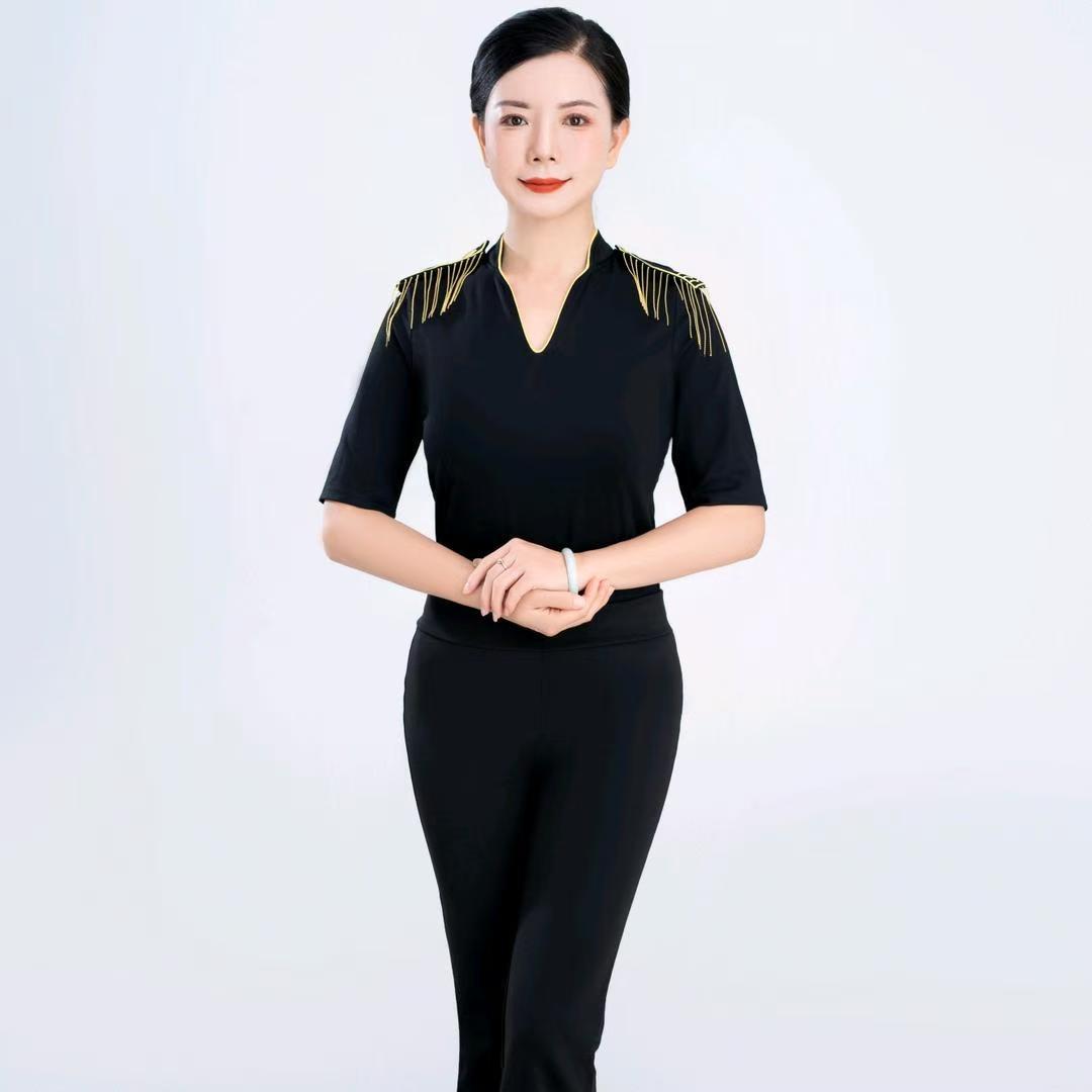 阿莲.晋江形体礼仪