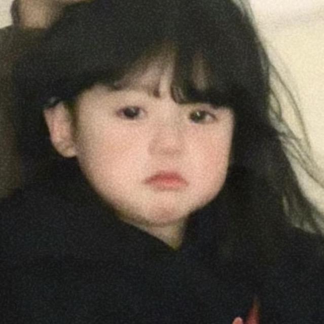 欣颖。