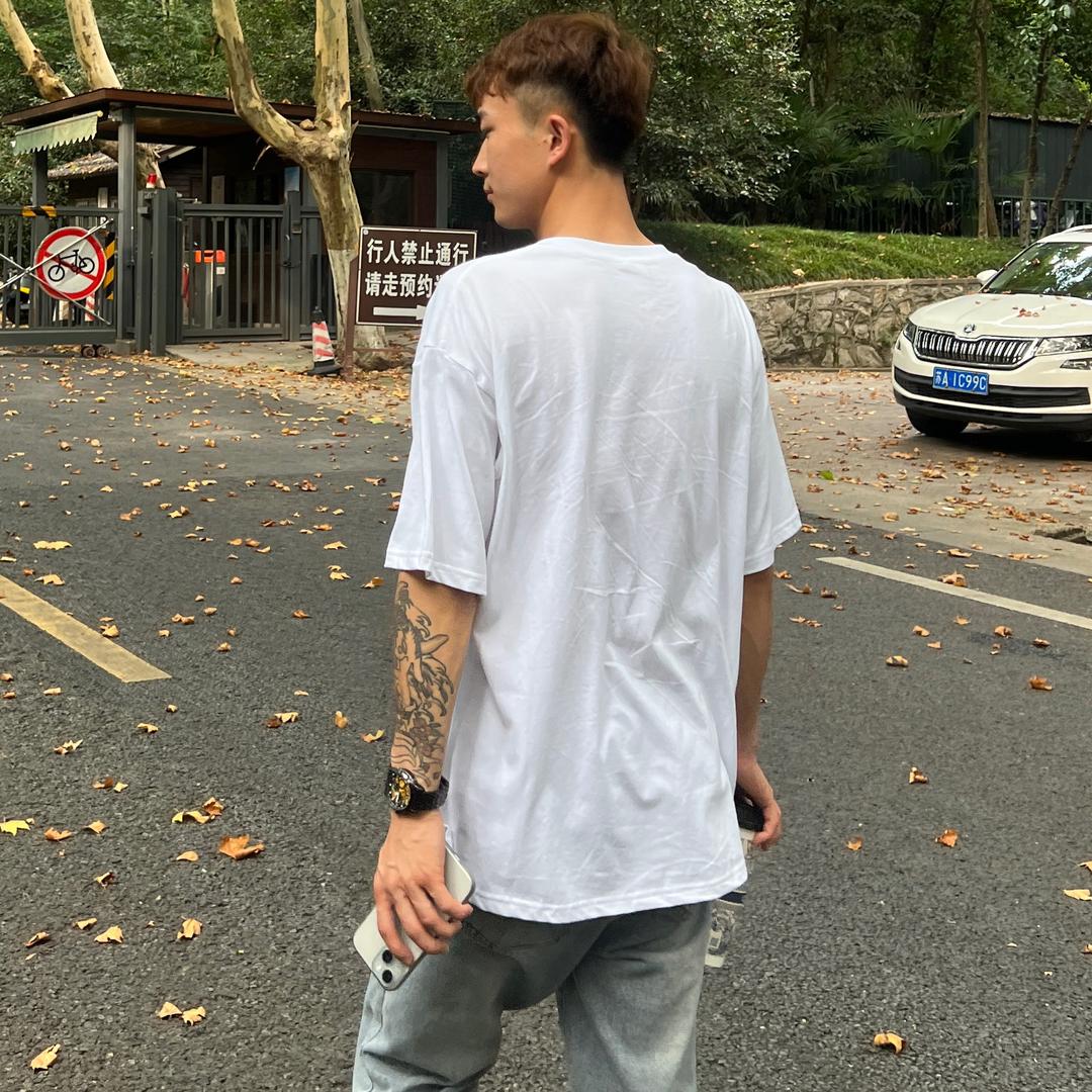 川°