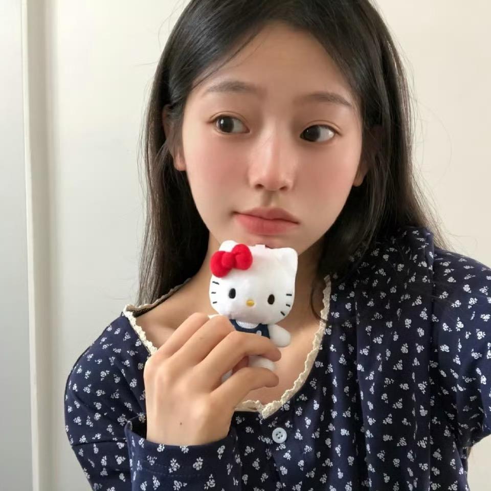 是容不是荣