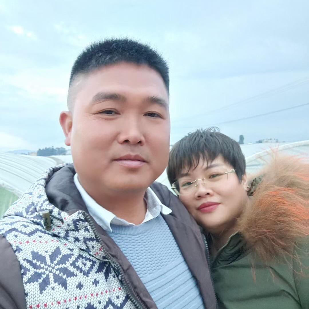 三个男孩的妈妈