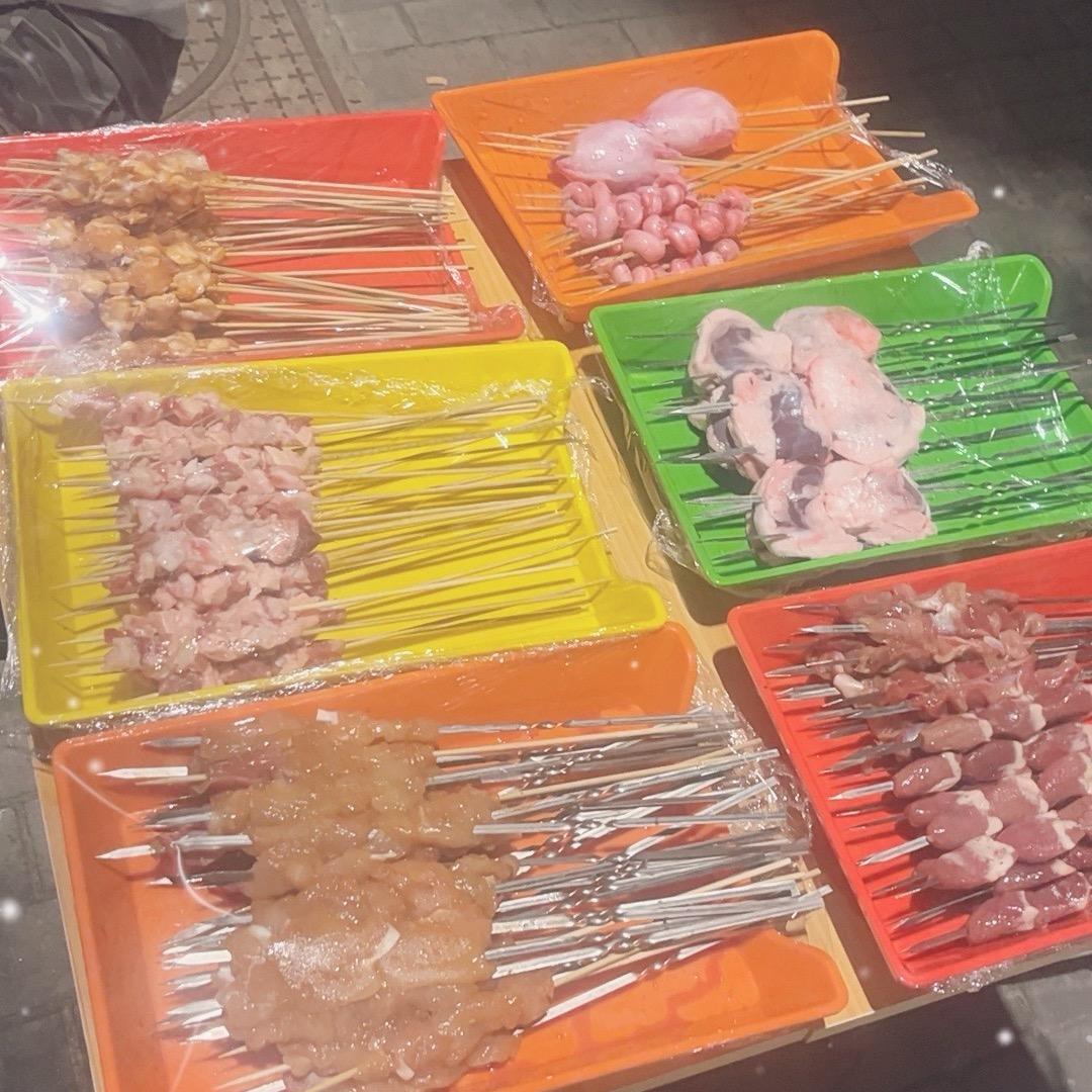 油边王、溜达串