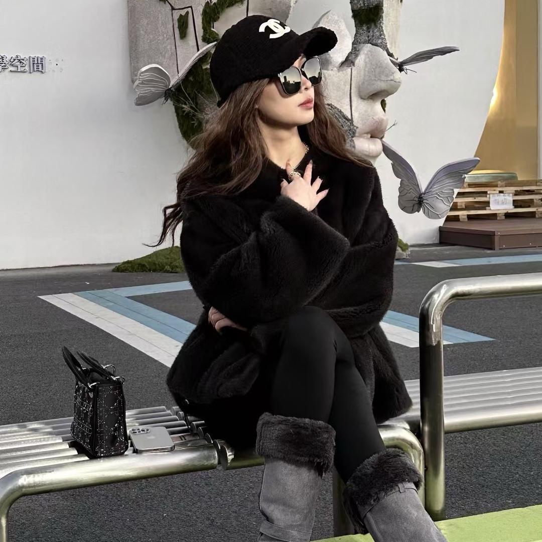 摩尔皮草主理人•苏苏