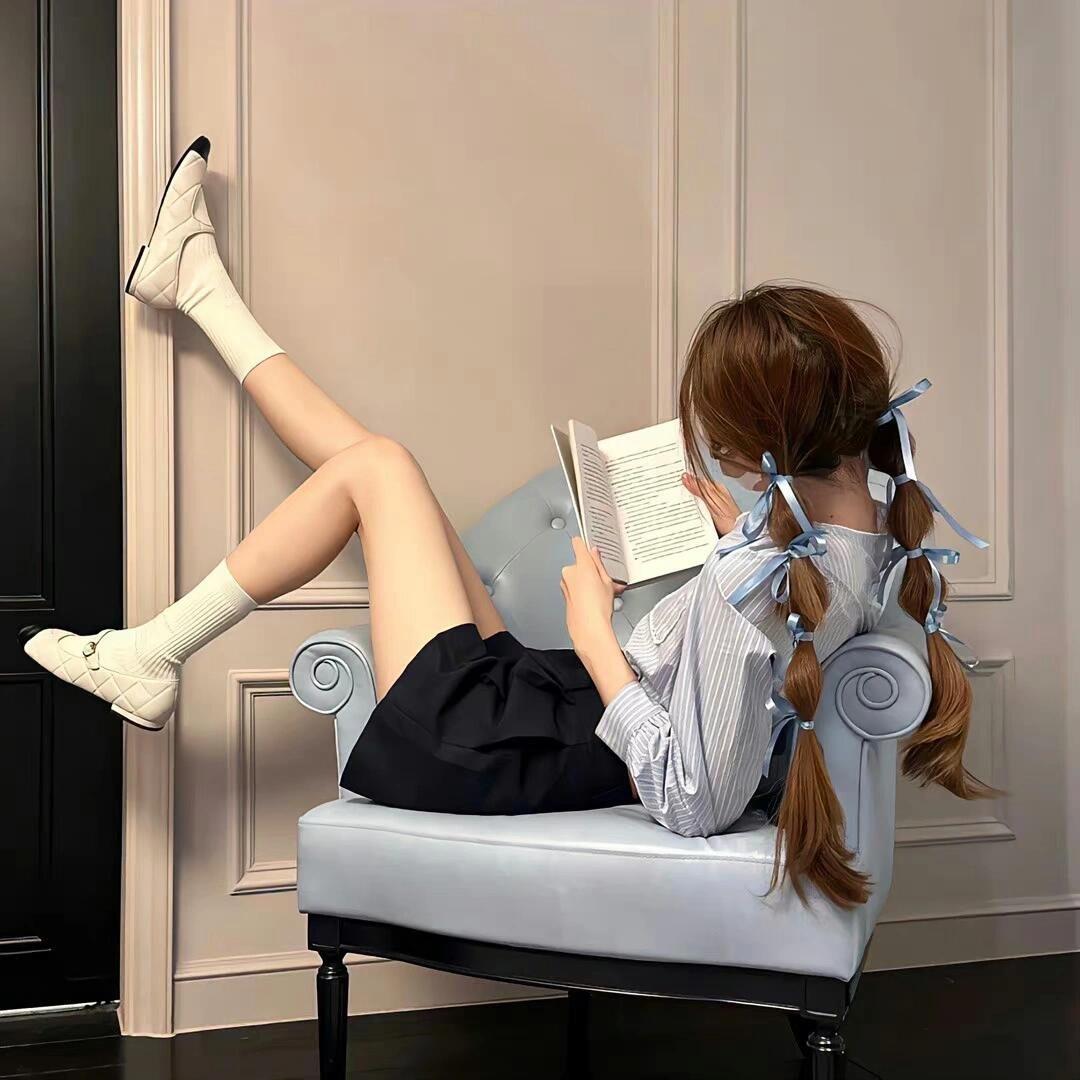 是个女的