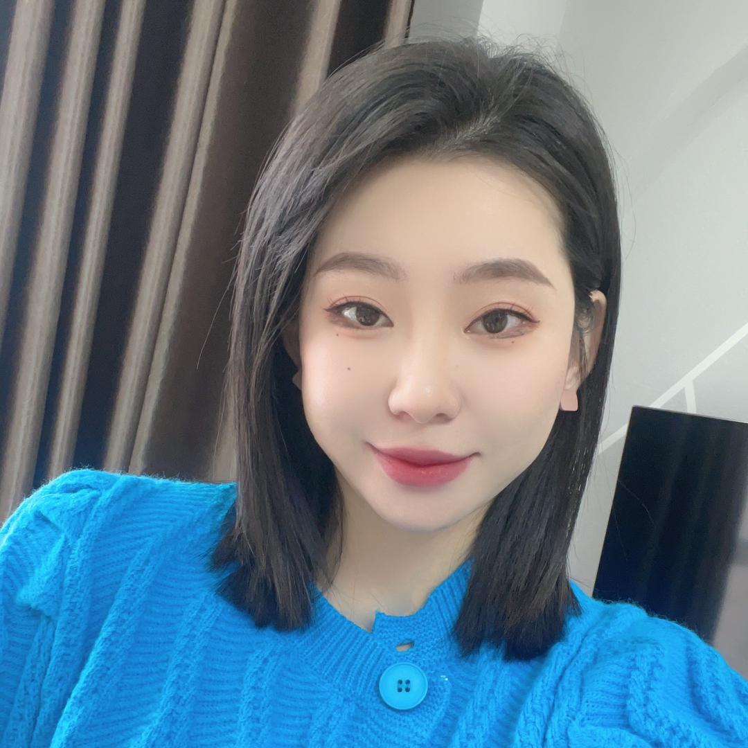 小晗☘️