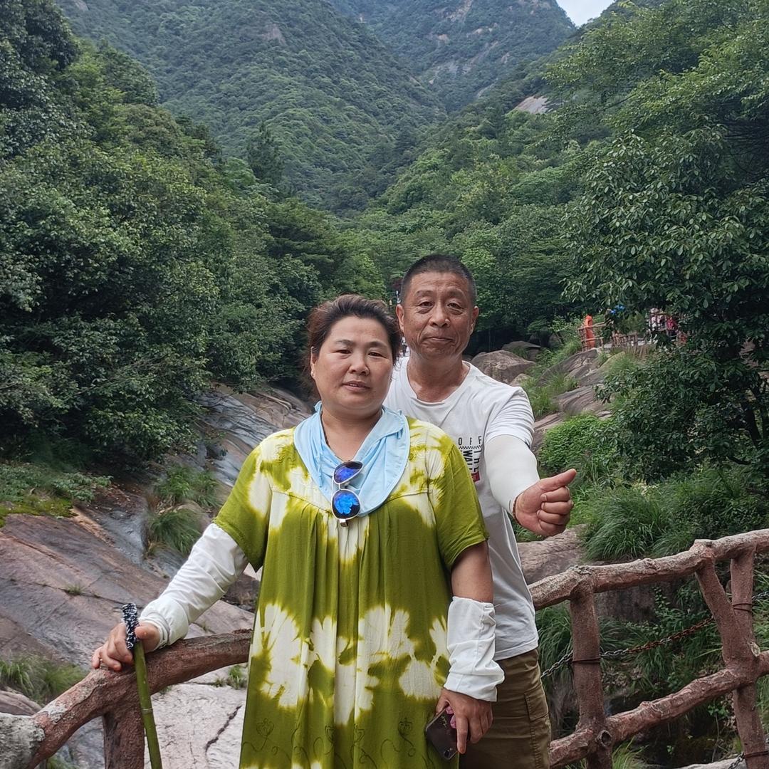 红围脖