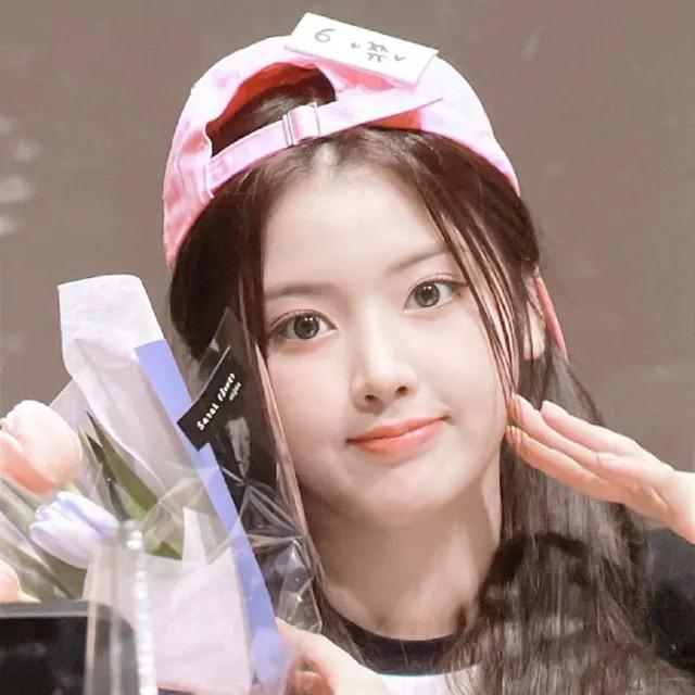 纯情帅哥胡图图