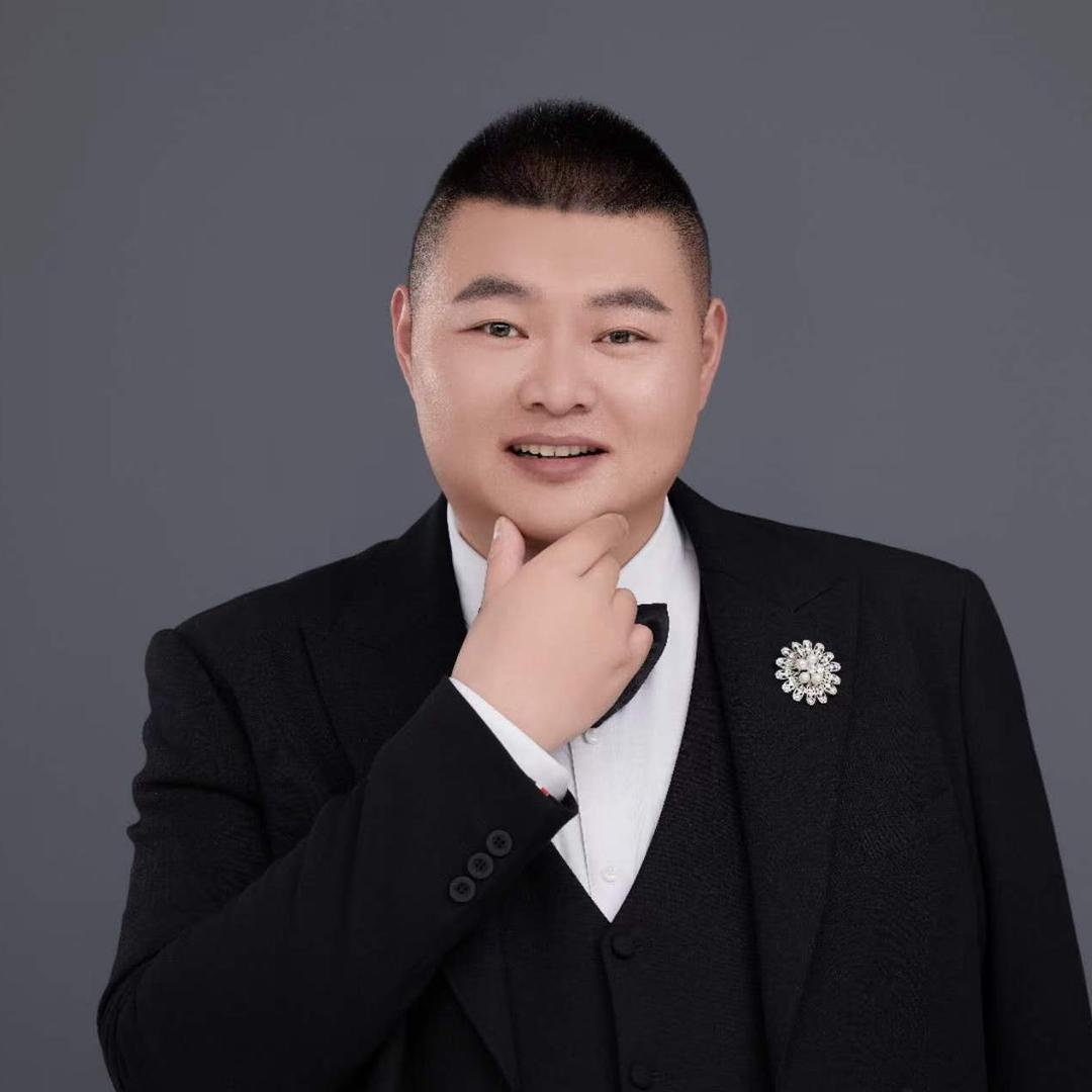 请叫我鹏g