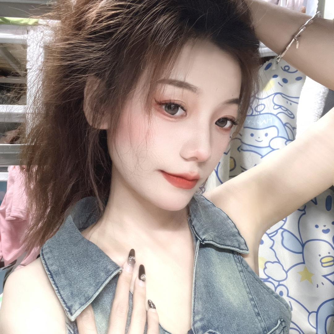 小七女装工厂店