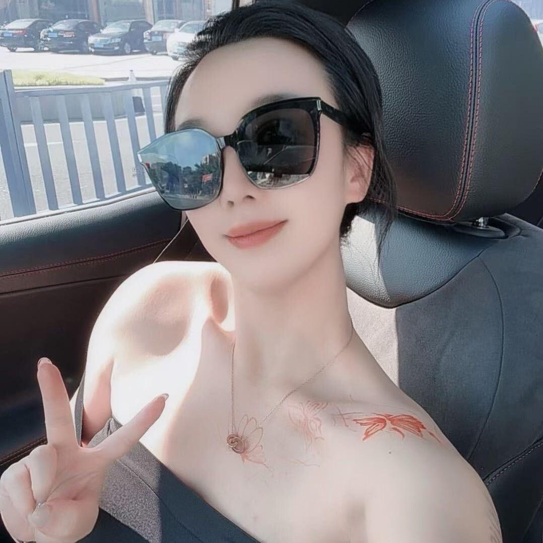 璐璐姐姐有点冷.