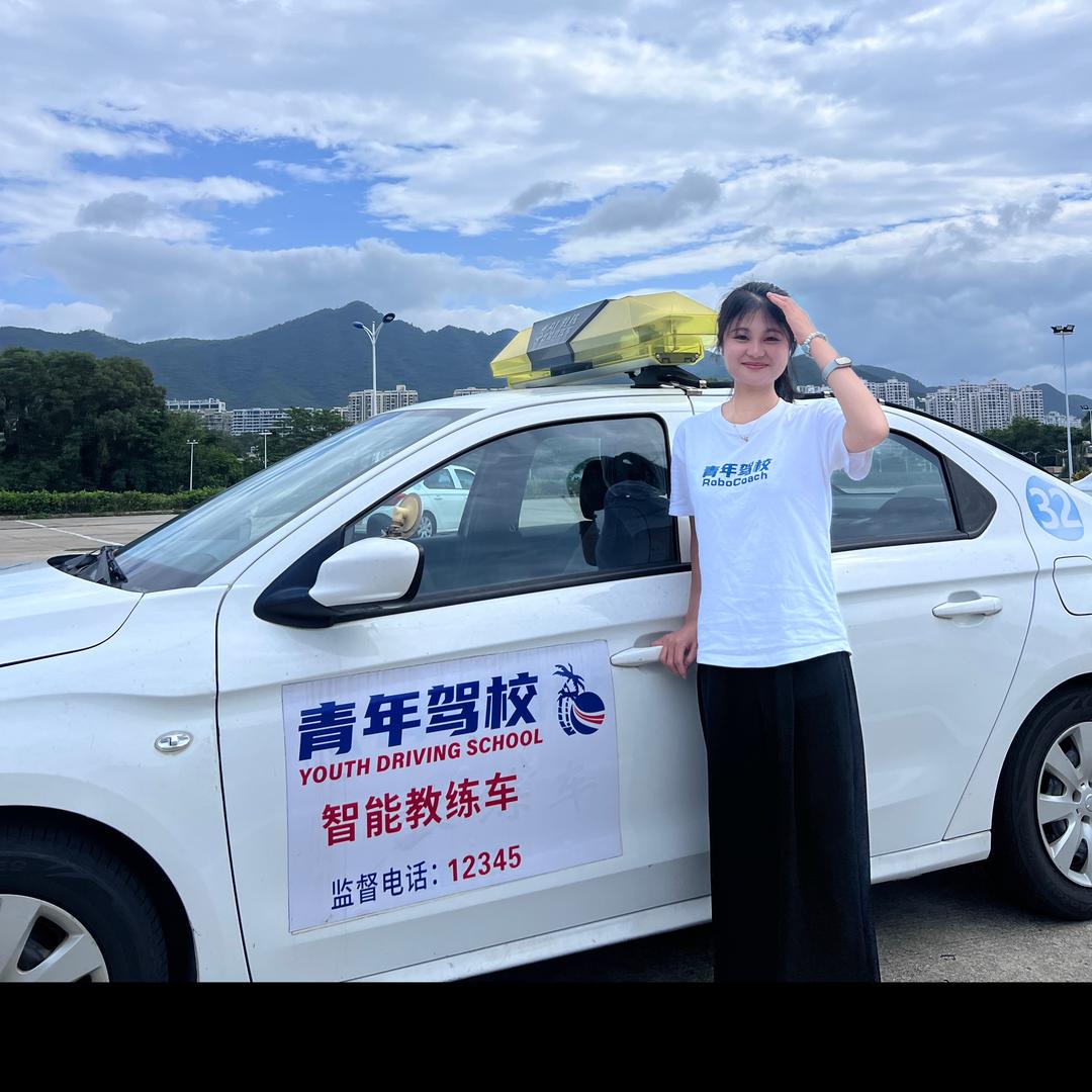 三亚青年驾校-小邓