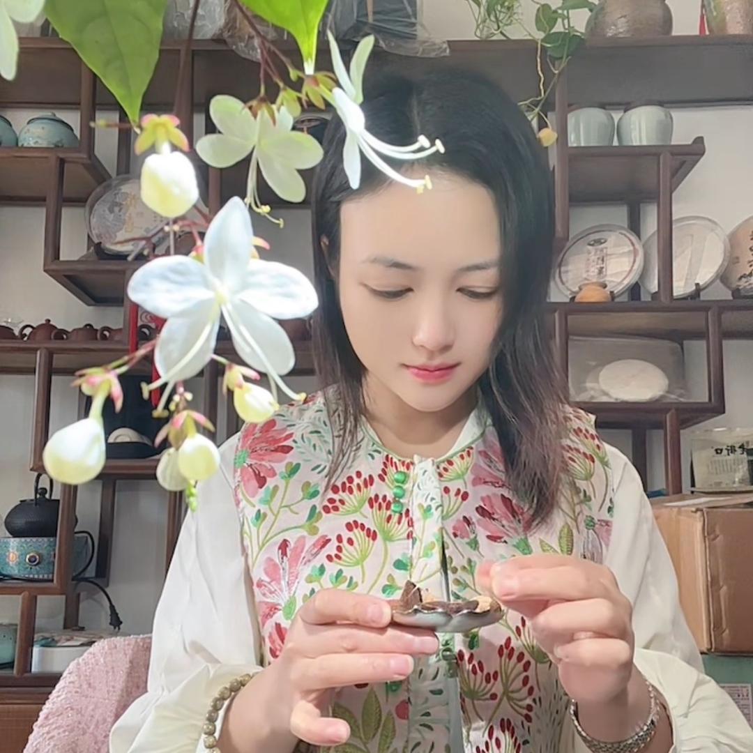莲雅文玩