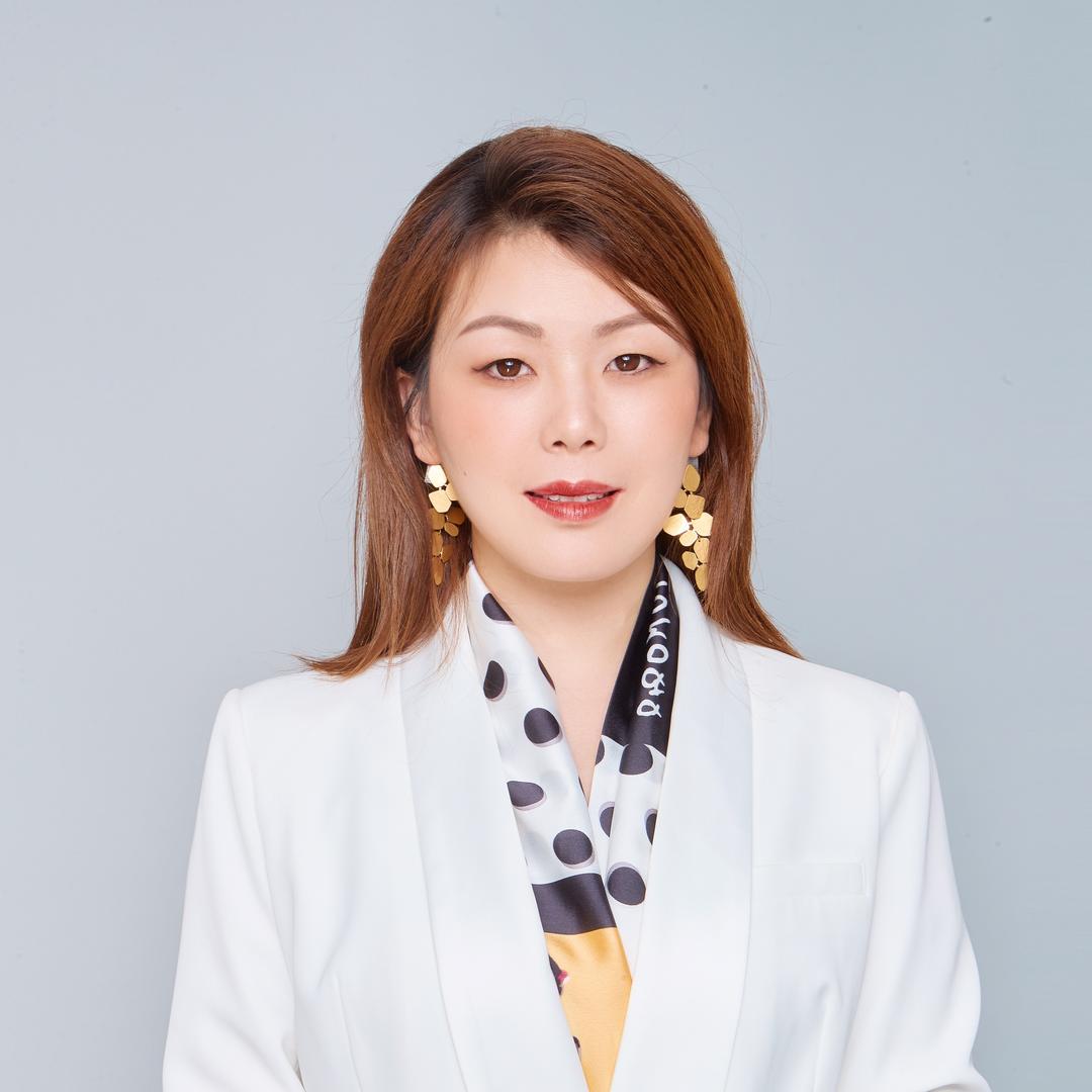 设计师跃跃