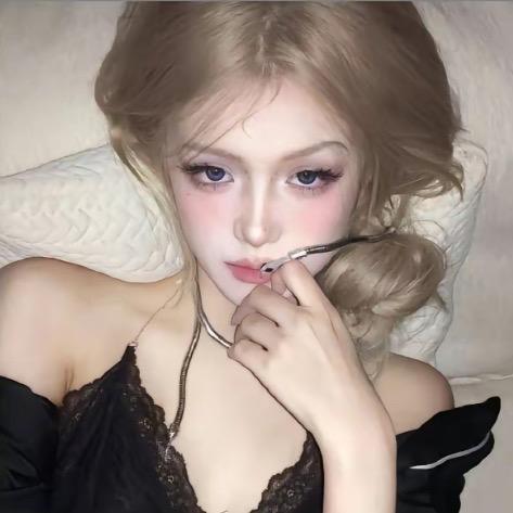 小困困zzz.