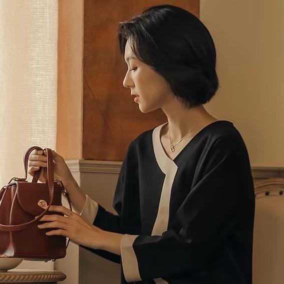 宝姐优雅女装店
