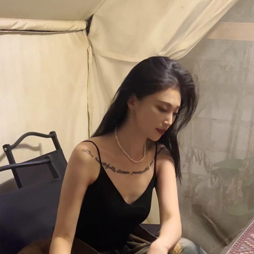 闹闹轻奢女装