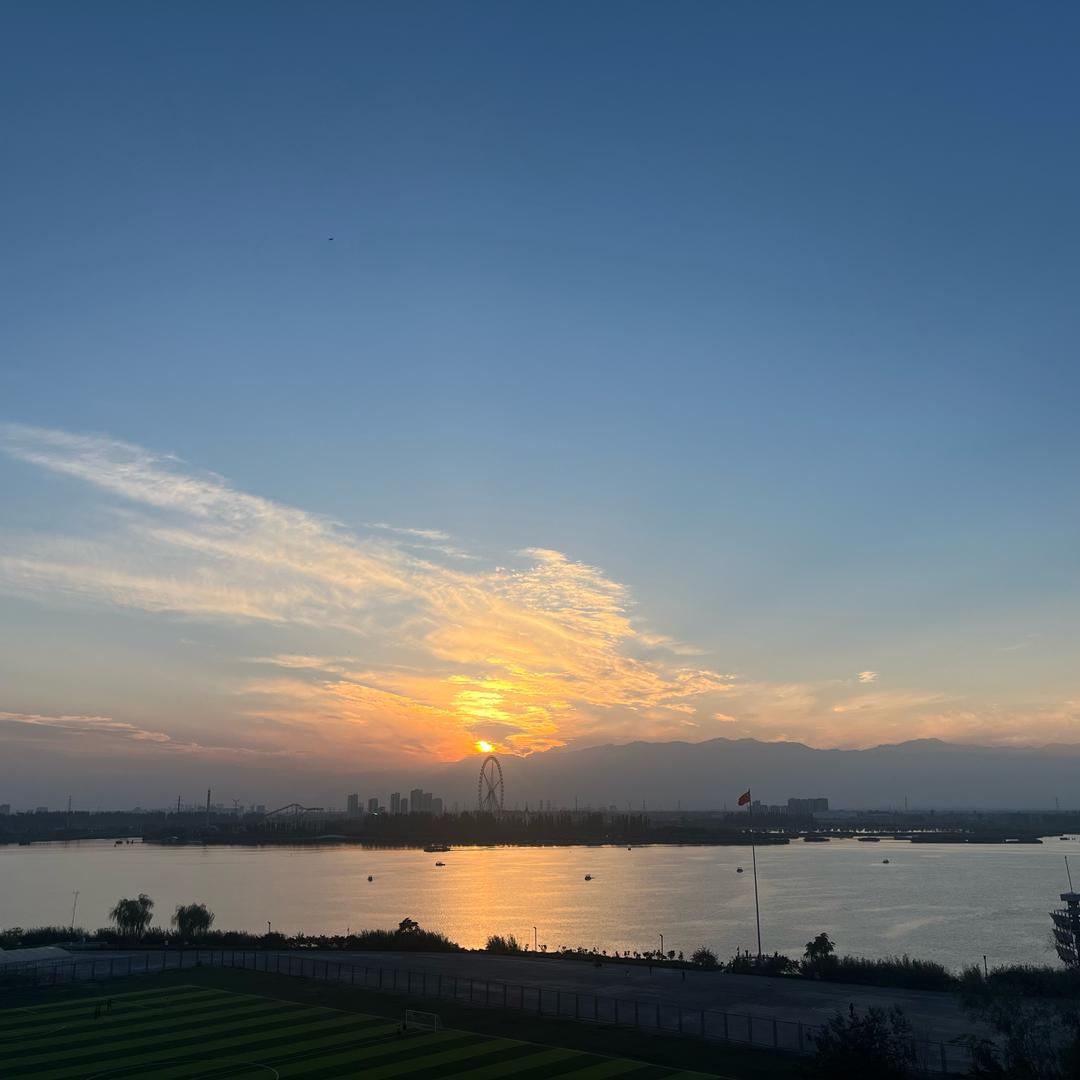 灿灿普拉提塑形