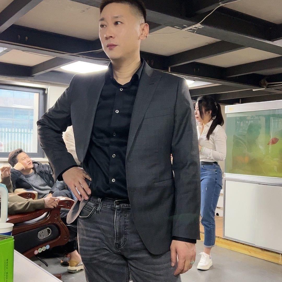 曹氏名车馆 （颢哥）