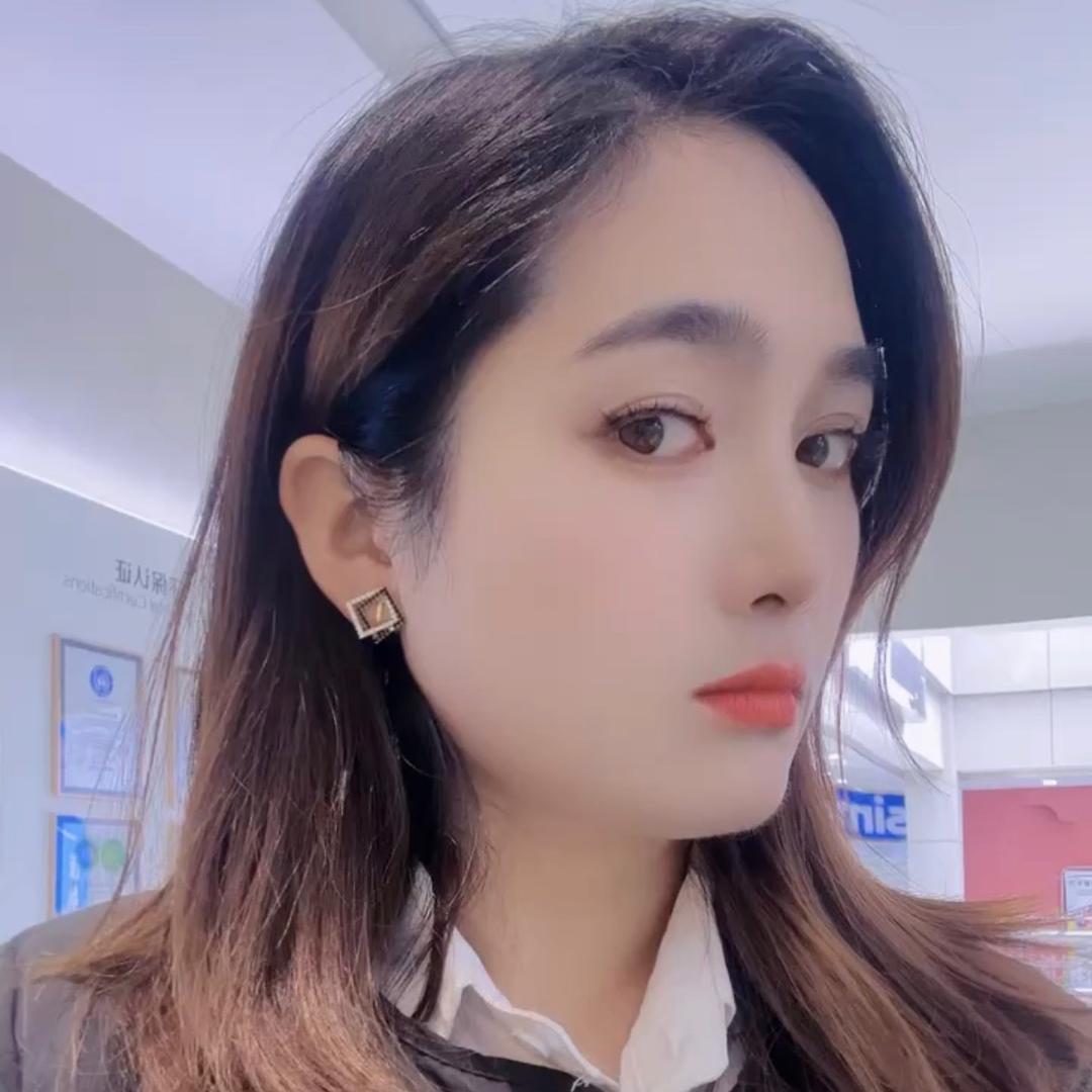 刮腻子粉的丶小白白