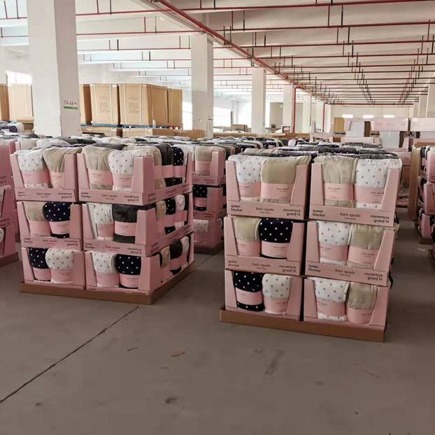 珊珊外贸家纺工厂（高品质绒毯盖毯）