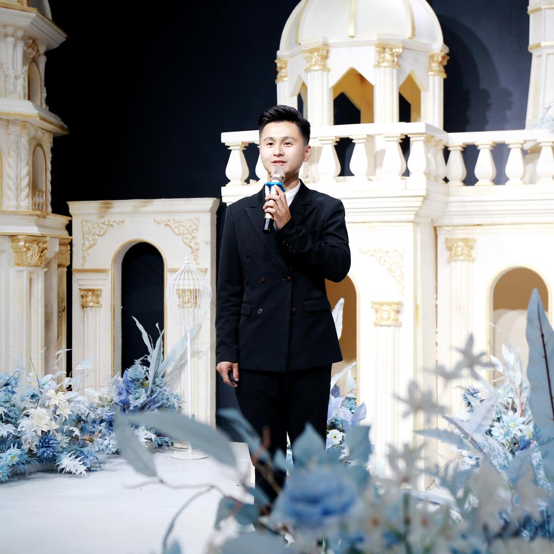 主持人，特技达人～盛宇