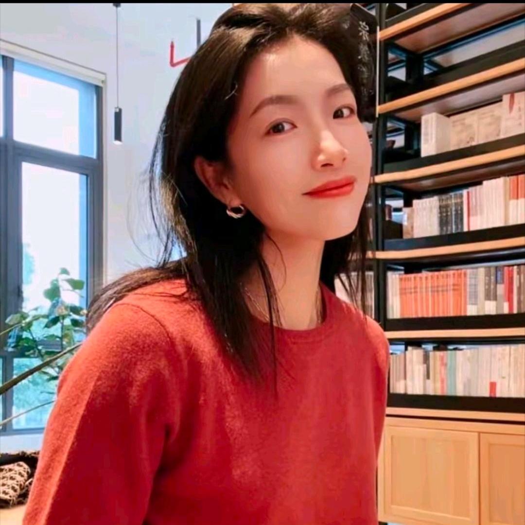 幸运燕儿 女装