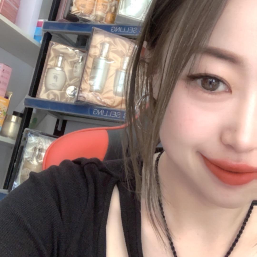 起点化妆品店