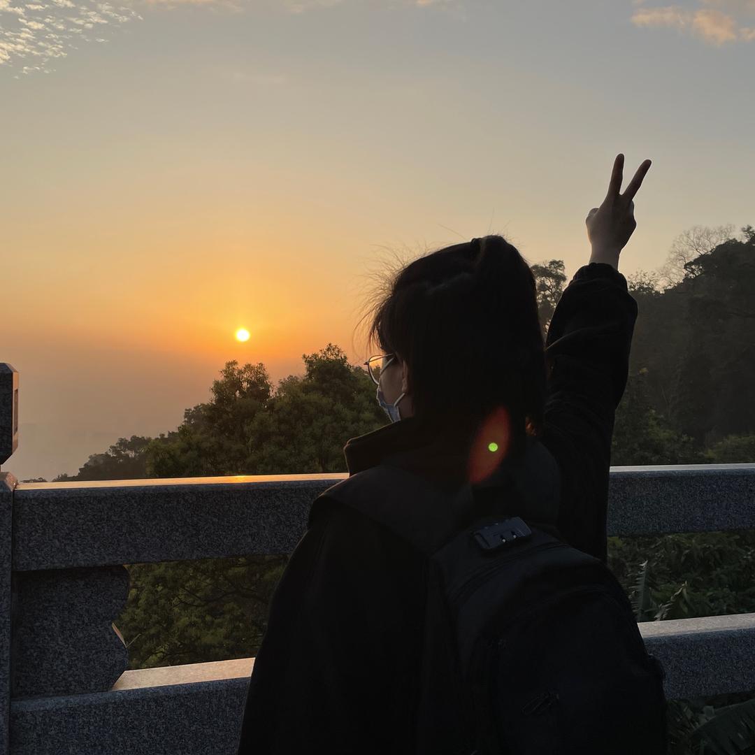 玛妮来