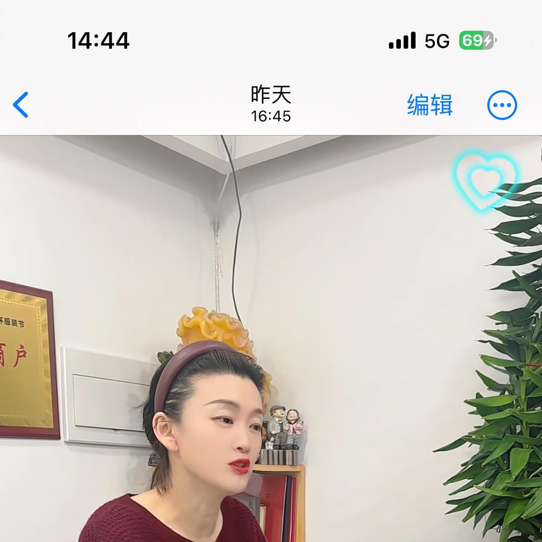 媛柯女装批发工厂