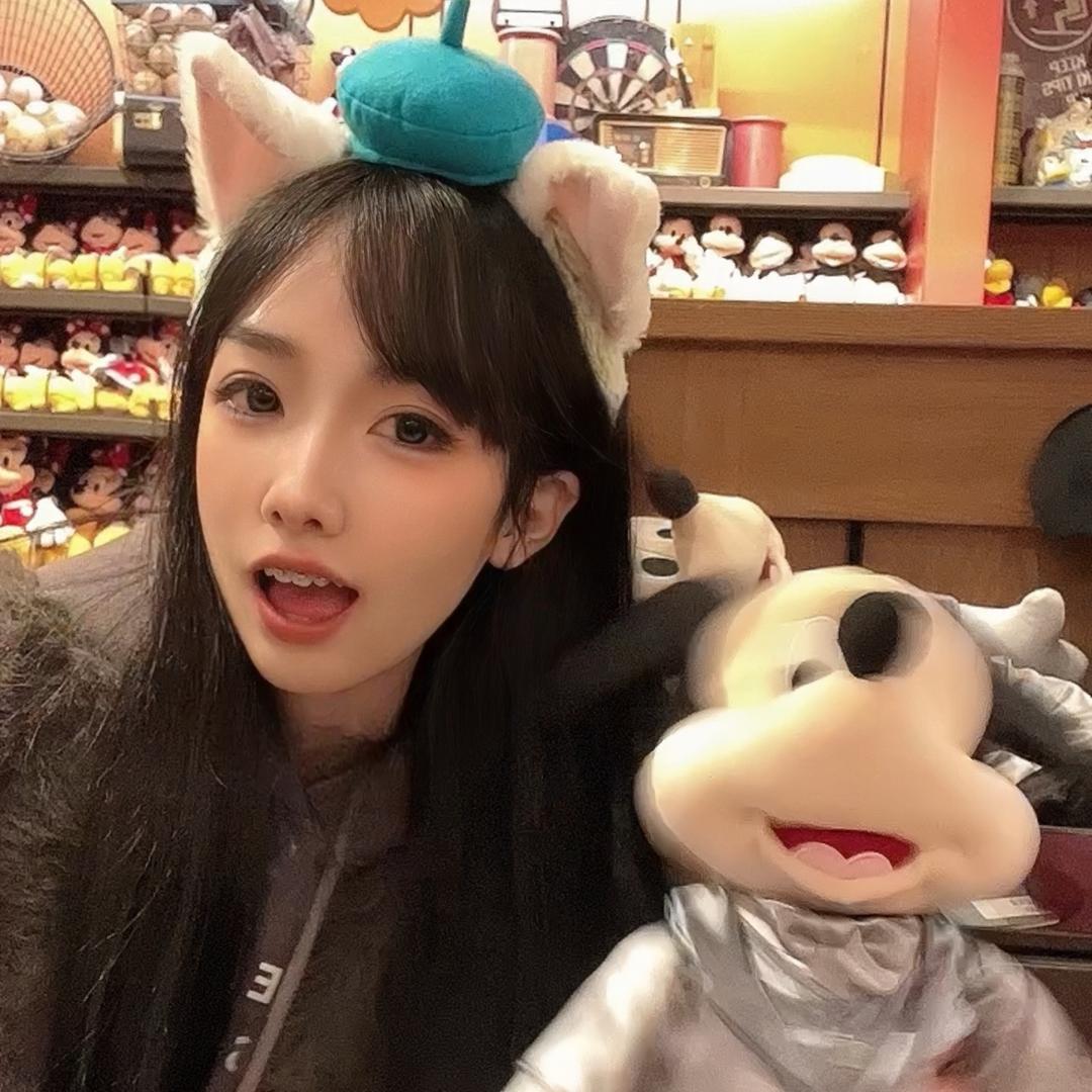 张休宝