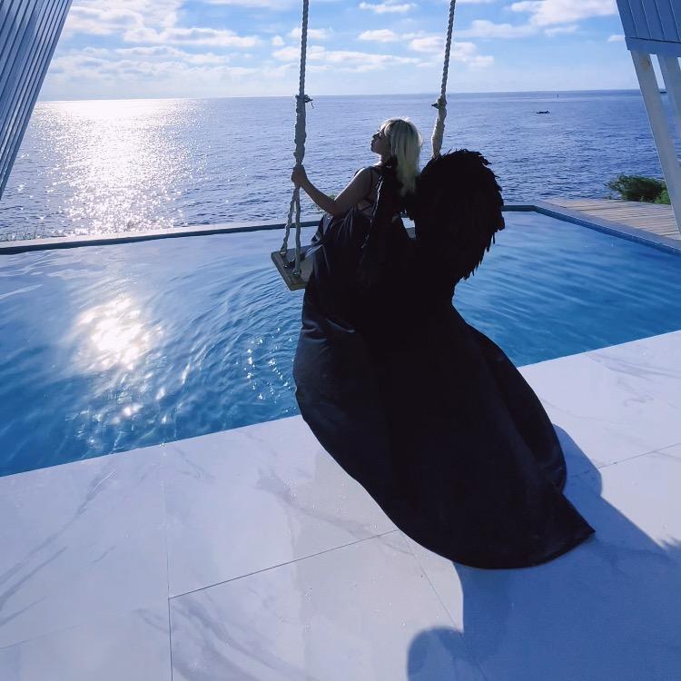 星海旅拍网红秋千