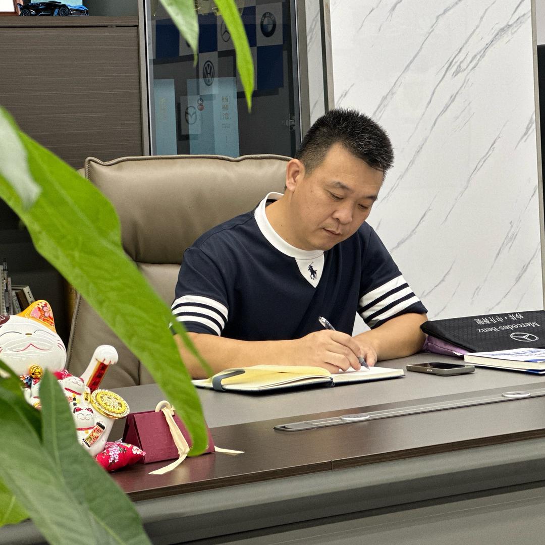 老林(专做:保时捷~卡宴)