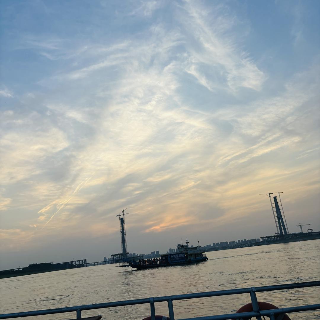 光明顶严选