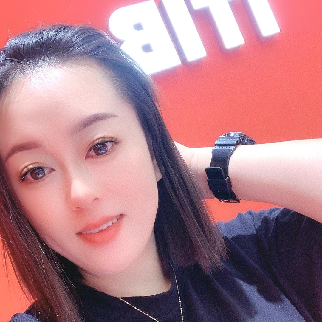 铭铭