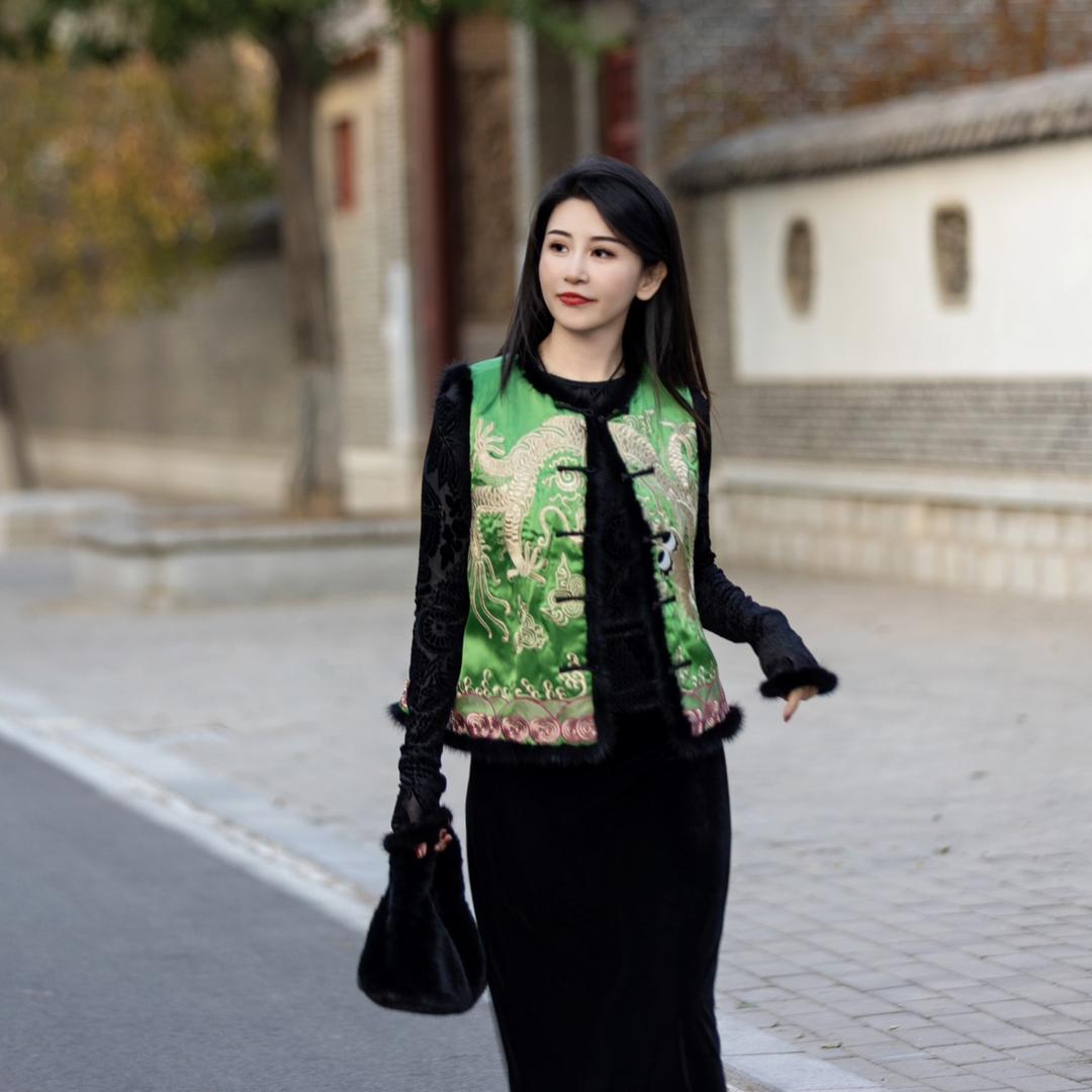 彩彩商贸