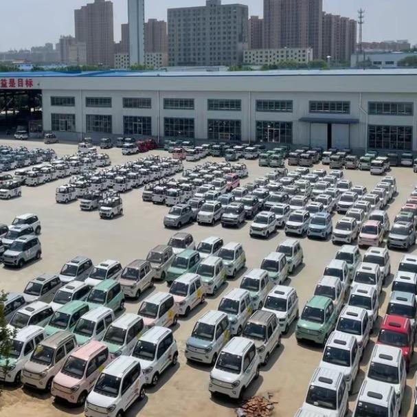 万锦新能源-小张