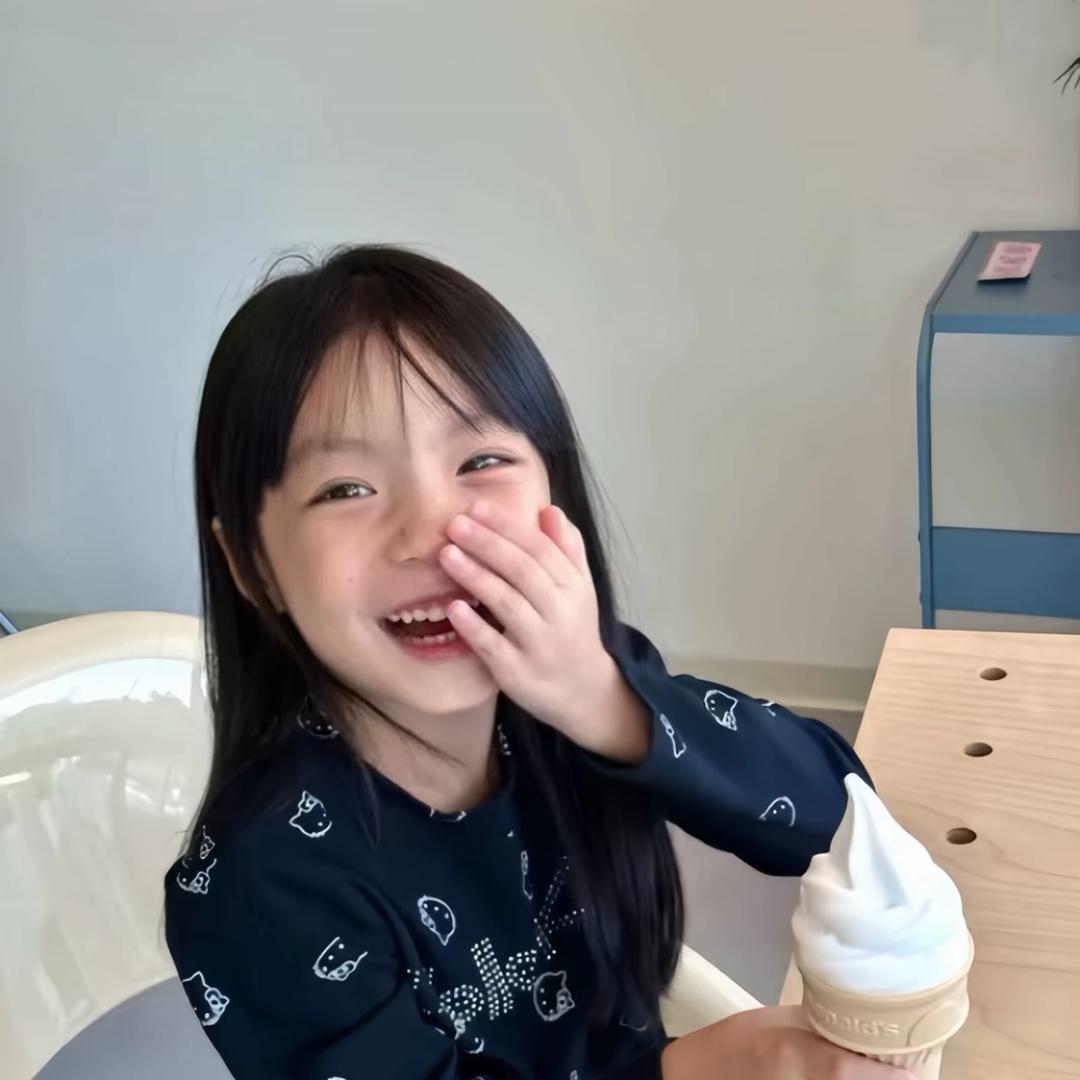 呢呢