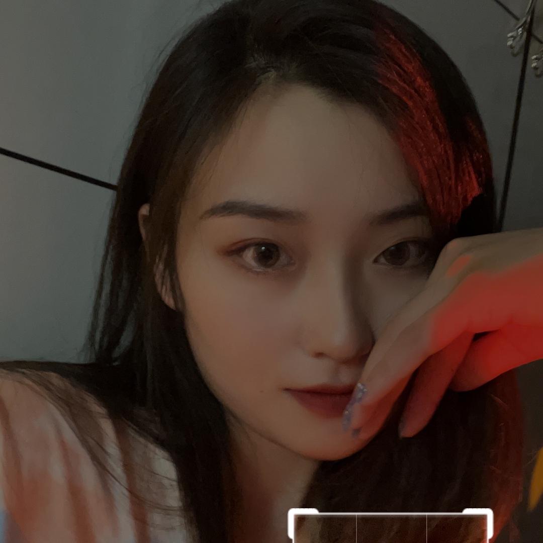 爱发呆的Apple