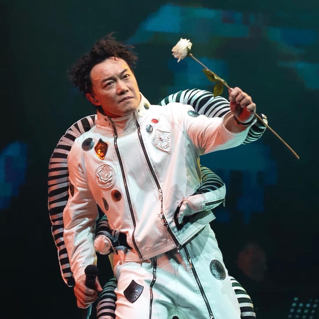 我们万岁🔴🔵