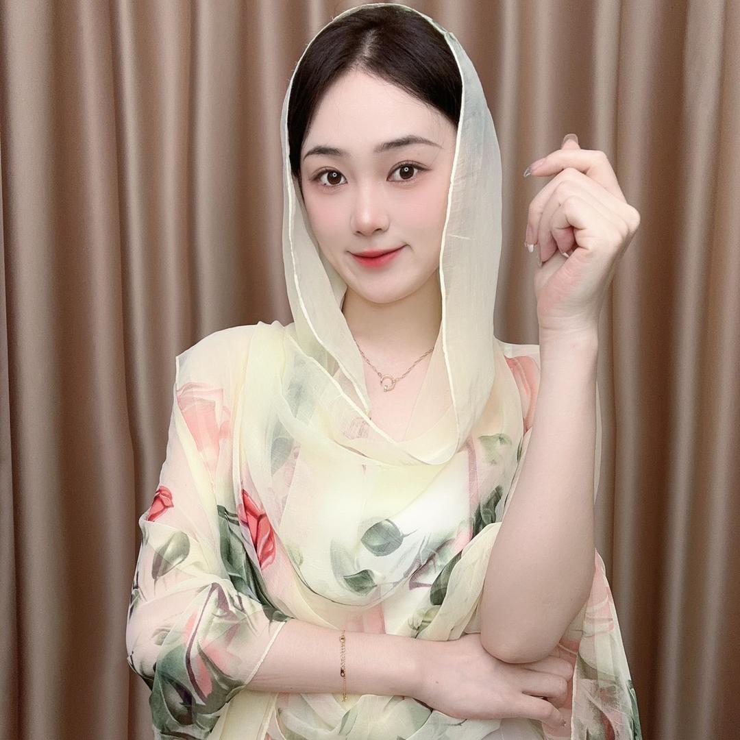 依彤围巾
