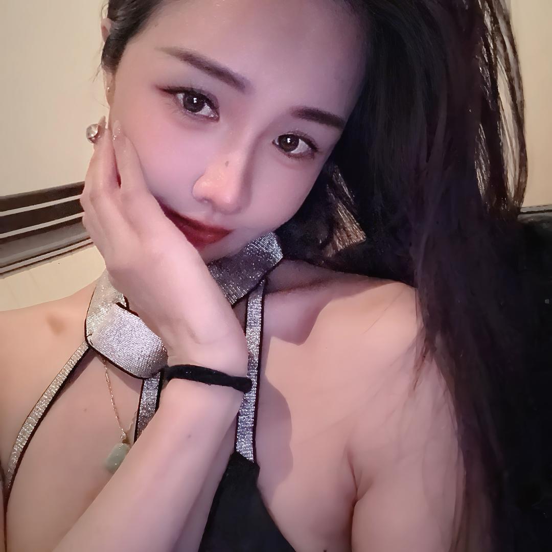 李情情