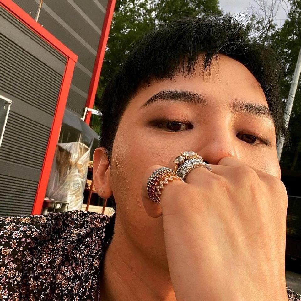 蓝莓味的糖炒栗子🌰