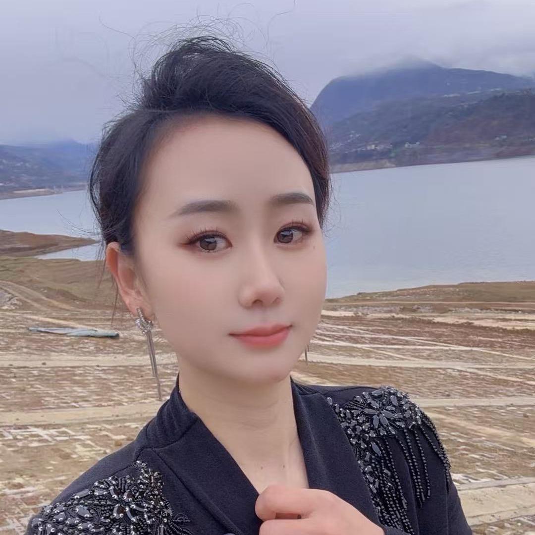 李莎 逐光生活