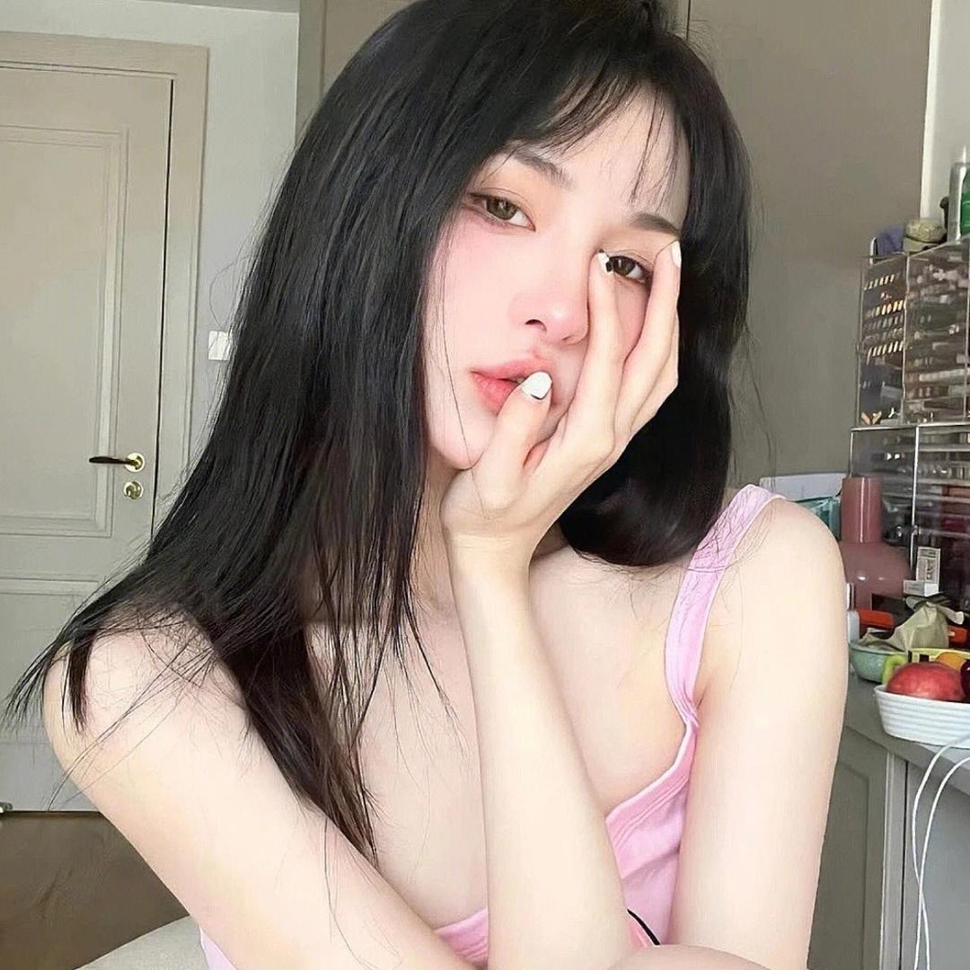 梅子_.