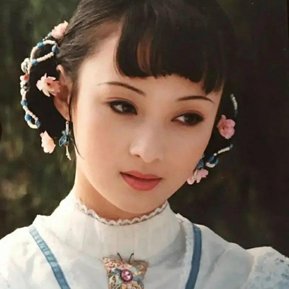 五月赏颜馆
