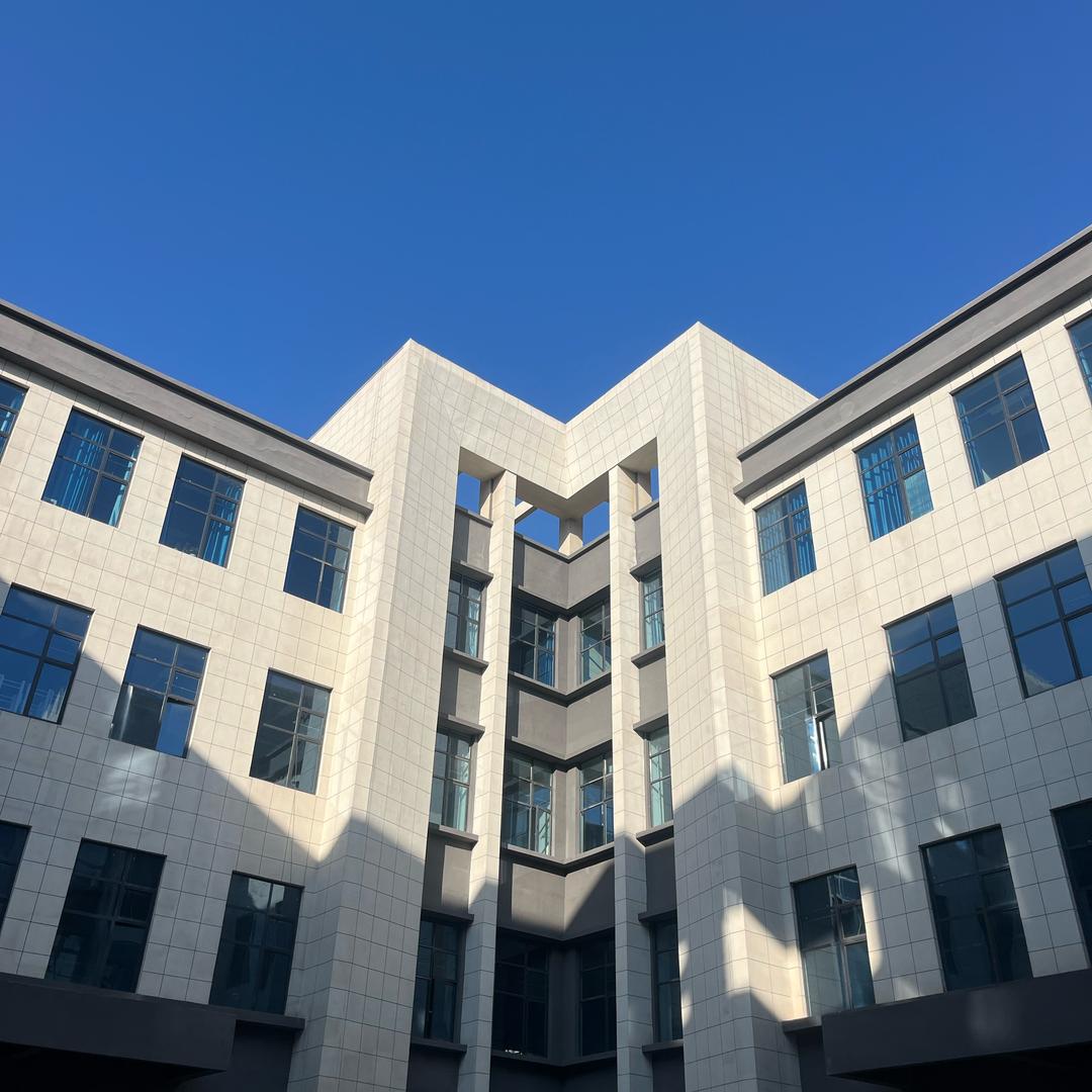 邢台应用技术职业学院方老师